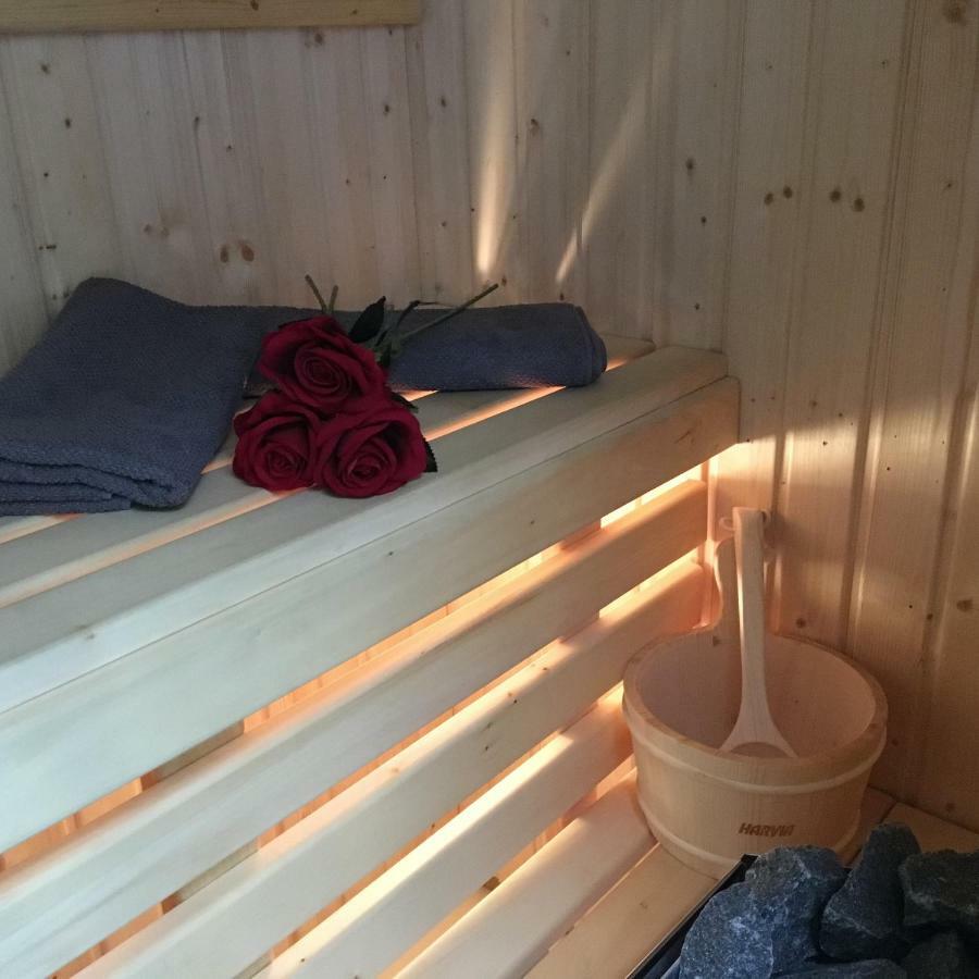 Family & Business Sauna Apartments Sienkiewicza No1 Centrum Plac Lliteratow- Piekny Apartament - 1 Bedroom With Private Sauna, Bath With Hydromassage, Parking Kielce Bagian luar foto